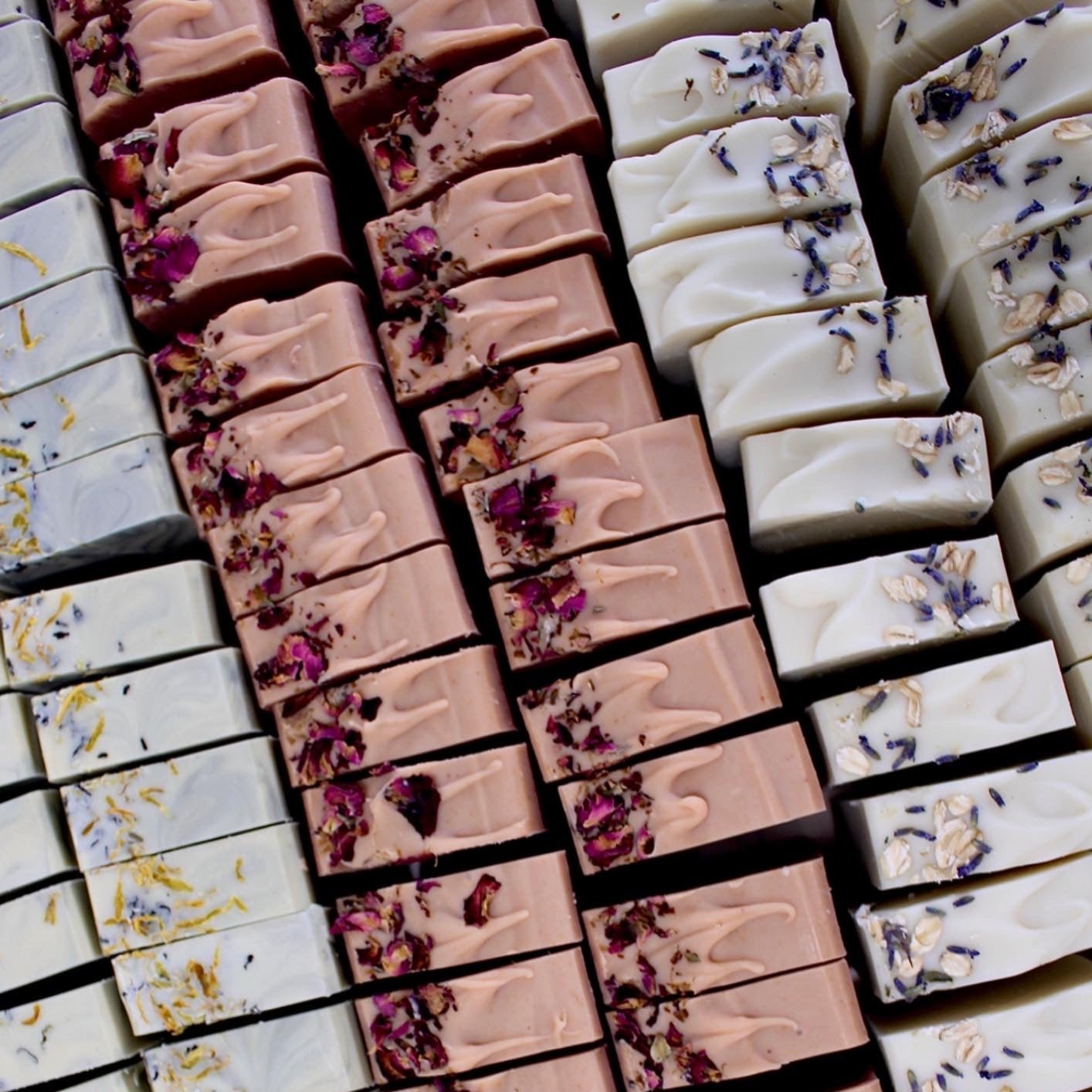 ROSE & GERANIUM ARTISAN SOAP BAR