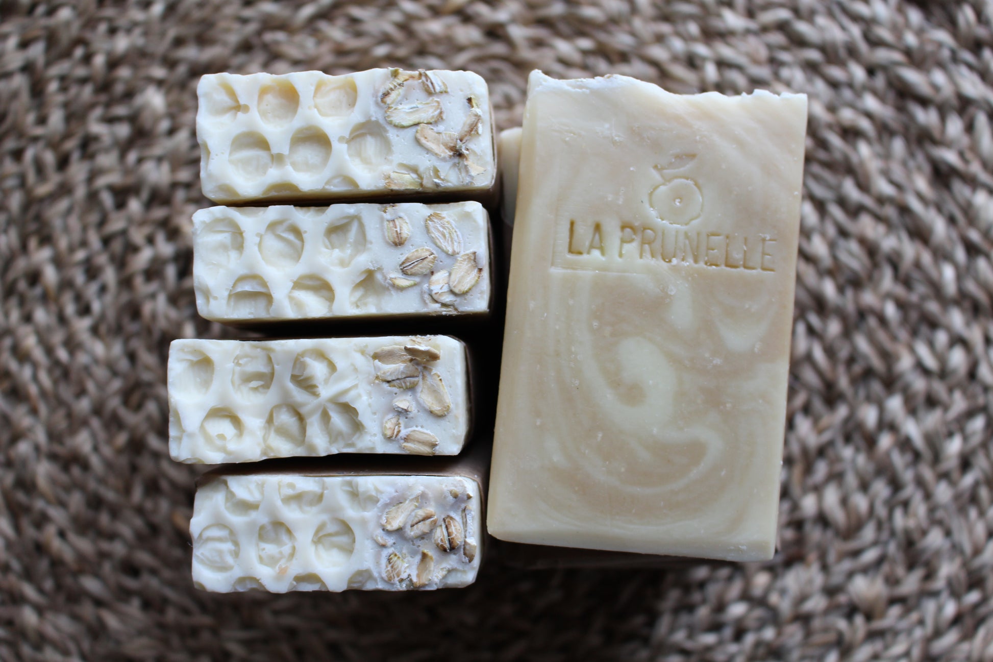 POT DE MIEL ARTISAN SOAP BAR LA PRUNELLE ARTISAN SOAP