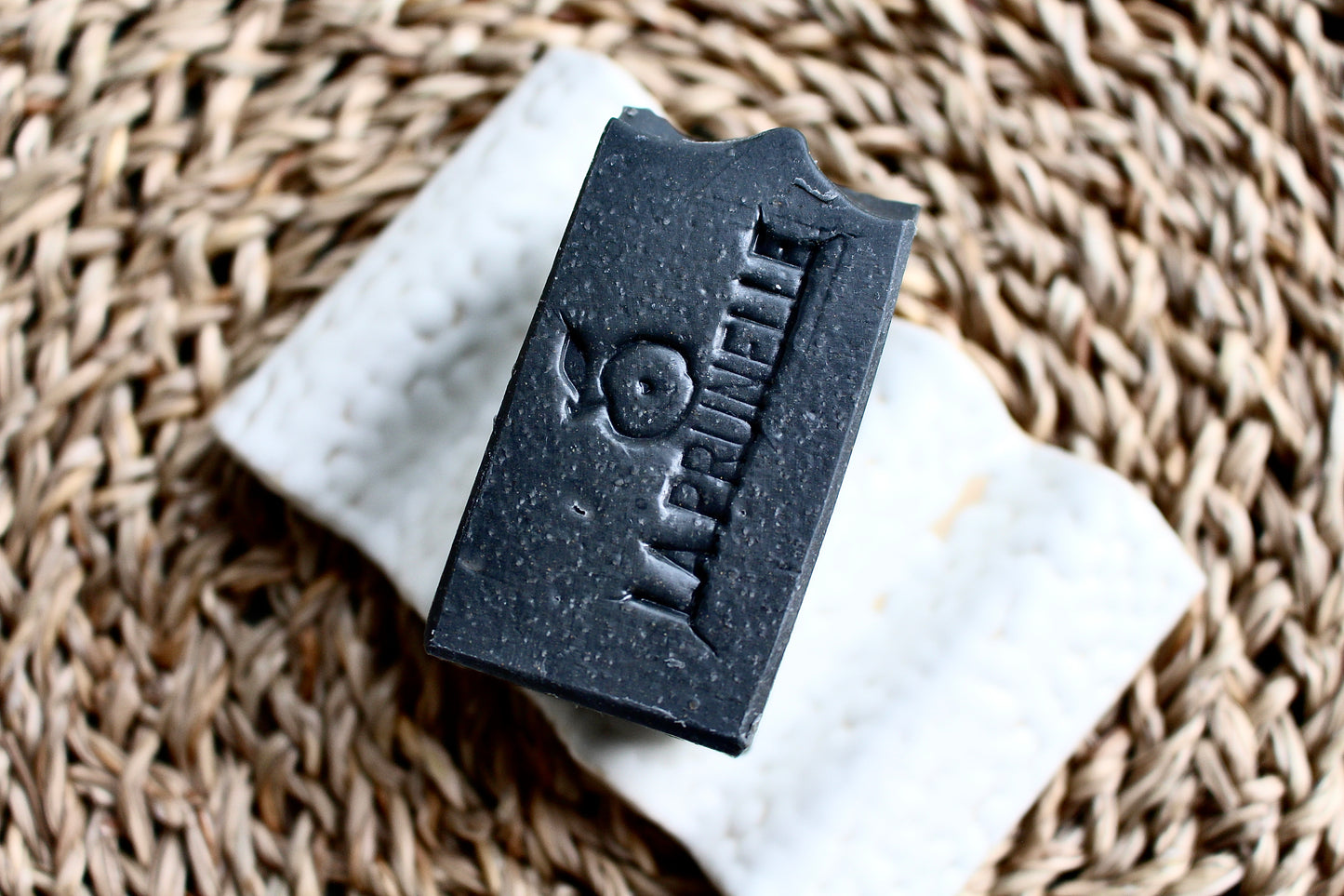 CHARCOAL FACIAL CLEANSING BAR